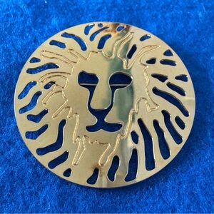 Anne Klein 14k Gold Plated Cut Out Lion Vintage 80s Statement Brooch Pin